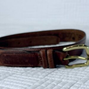 Elegant Brown Leather Women's Belt with Gold Buckle